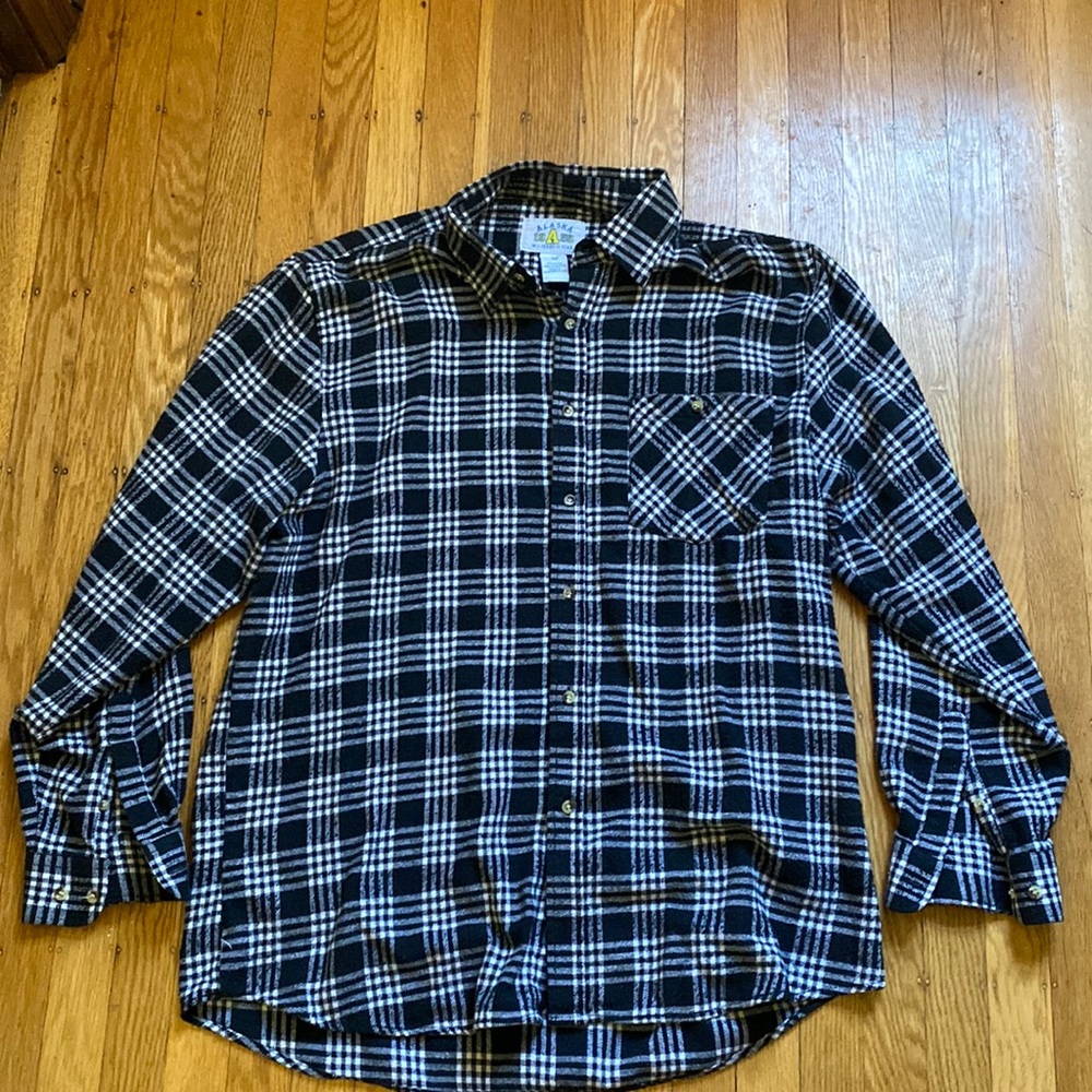 Alaska Wilderness Gear 19A59 XL Black and White Flannel